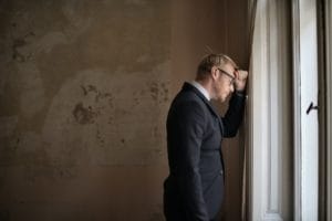 Geluk vinden na verlies: navigeren door de reis van genezing en vernieuwing